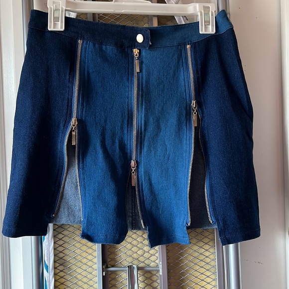 Denim - Picture 2 of 3